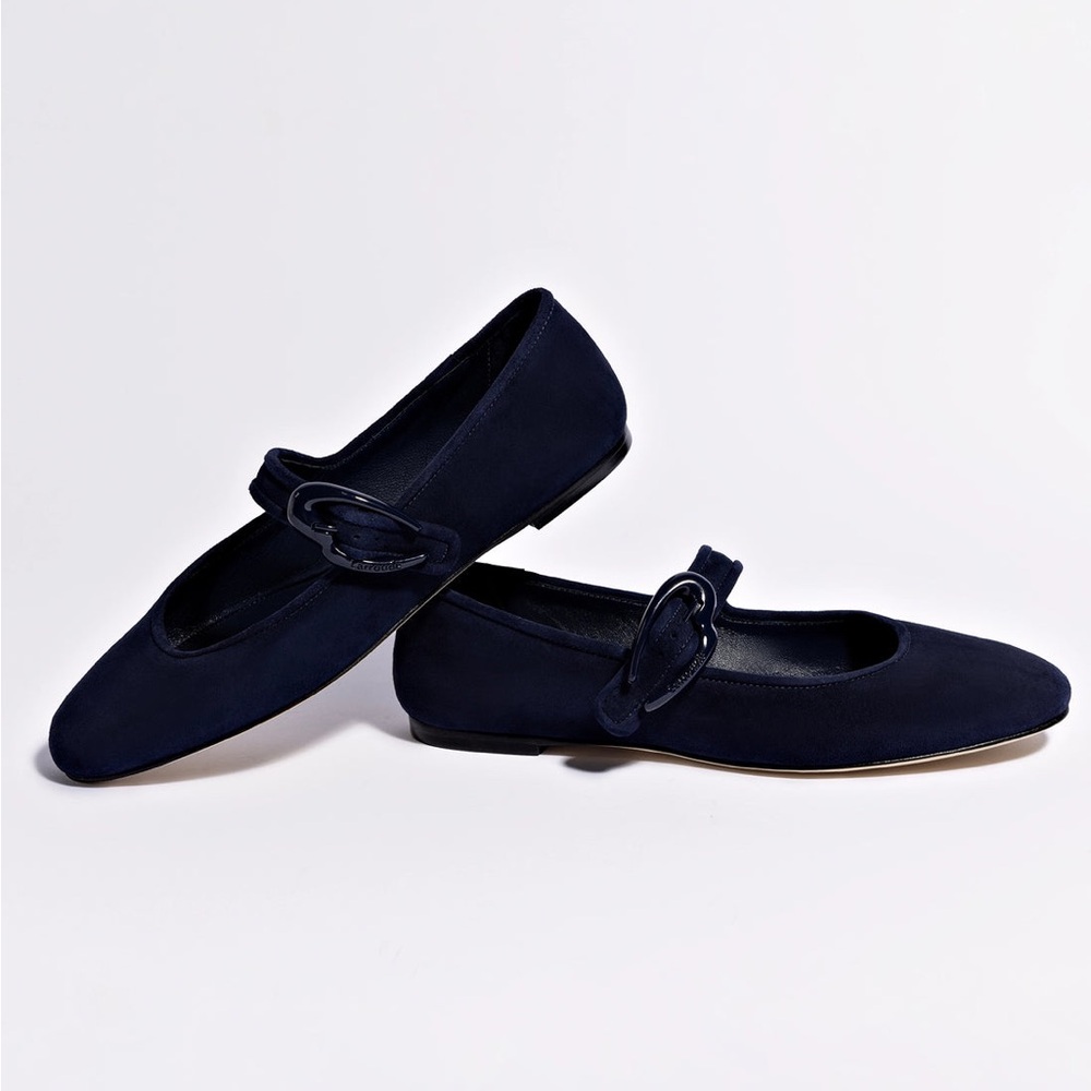 Larroude Navy Blue Women's Flats size 7.5